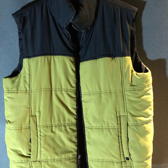 CALVIN KLEIN VEST - Picture 3 of 3